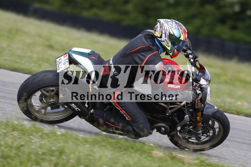 /15 13.05.2025 Max Racing ADR/Gruppe rot/44